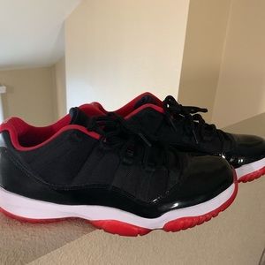 Jordan breds 11